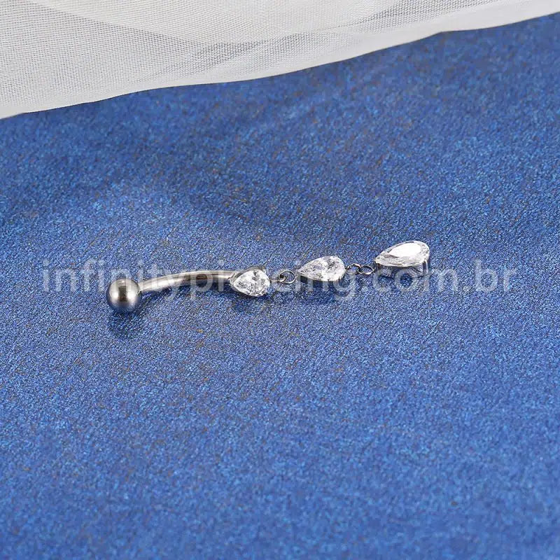 Piercing Banana Titânio 3 Pedras Gota Zircônia