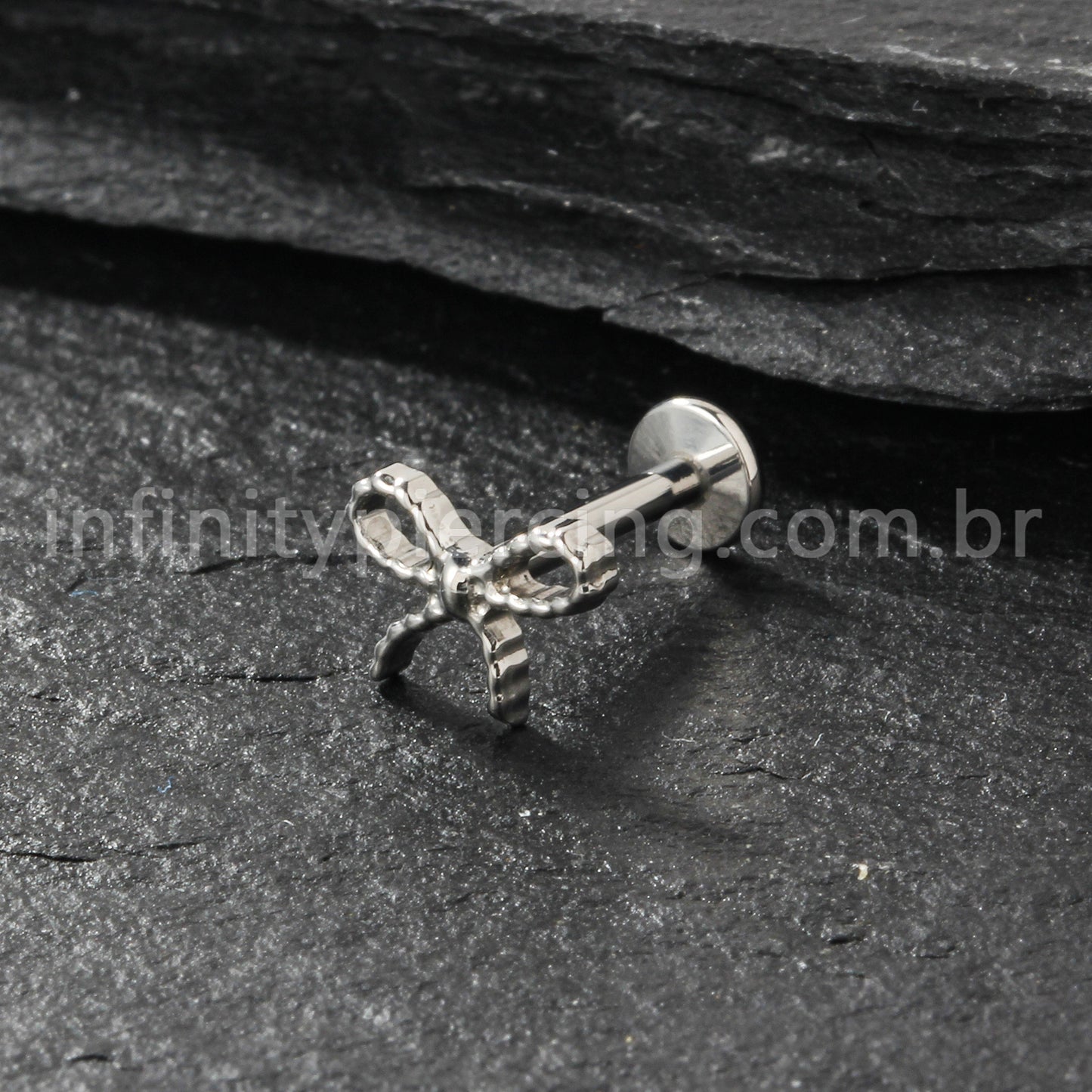 Piercing Labret Titânio Laço