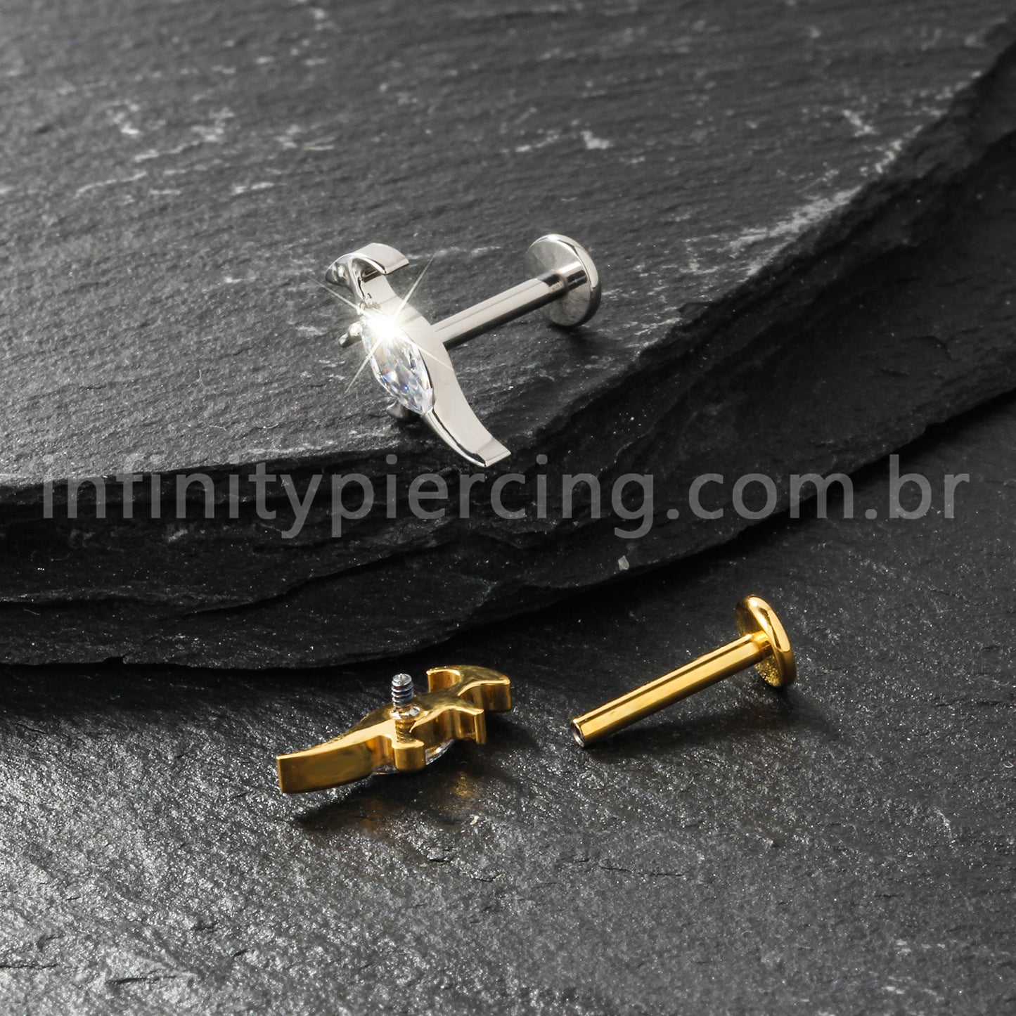 Piercing Labret Titânio Dinossauro