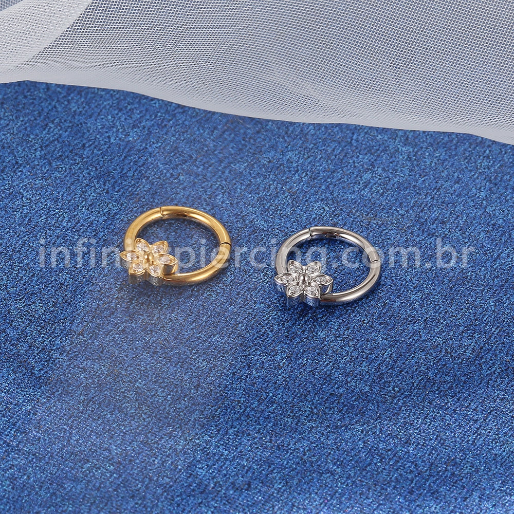 Piercing Argola Titânio Segmento Articulado Flor 6 Pontas