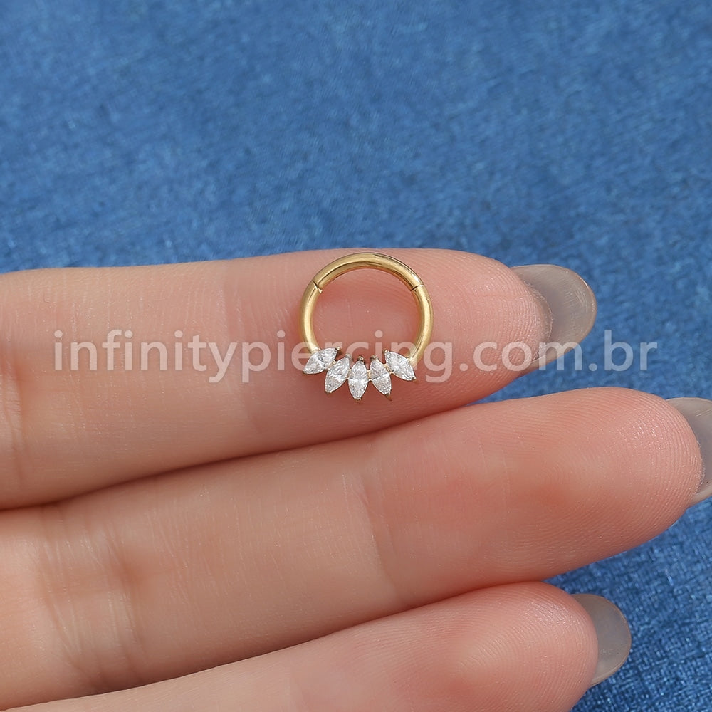 Piercing Argola Titânio Segmento Articulado 5 Pedras Zircônia Oval