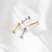 Piercing Labret Aço Cirúrgico Quadrado Rosca Interna