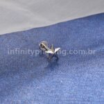Piercing Labret Titânio Estrela