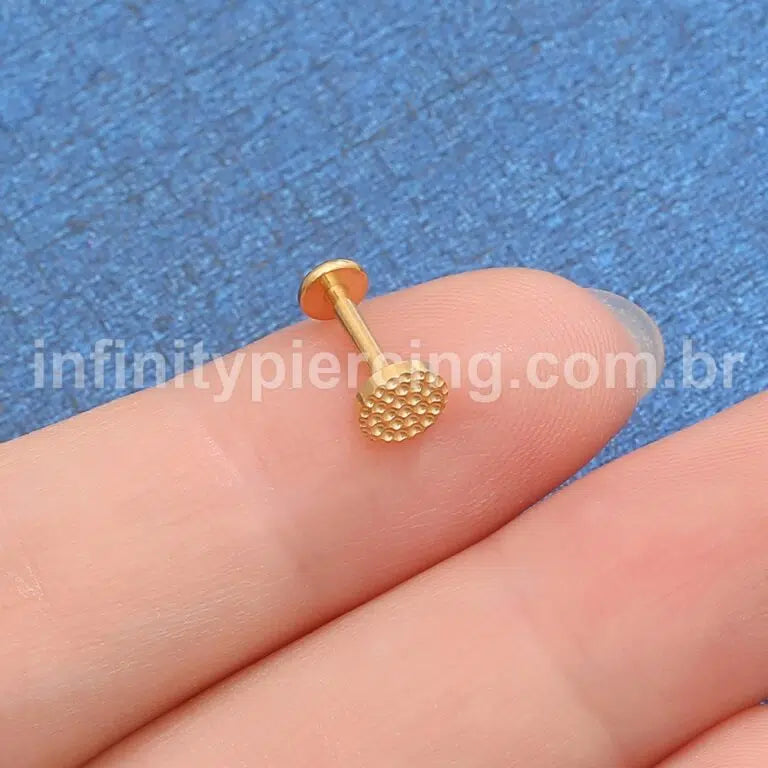 Piercing Labret Titânio Redondo Detalhado