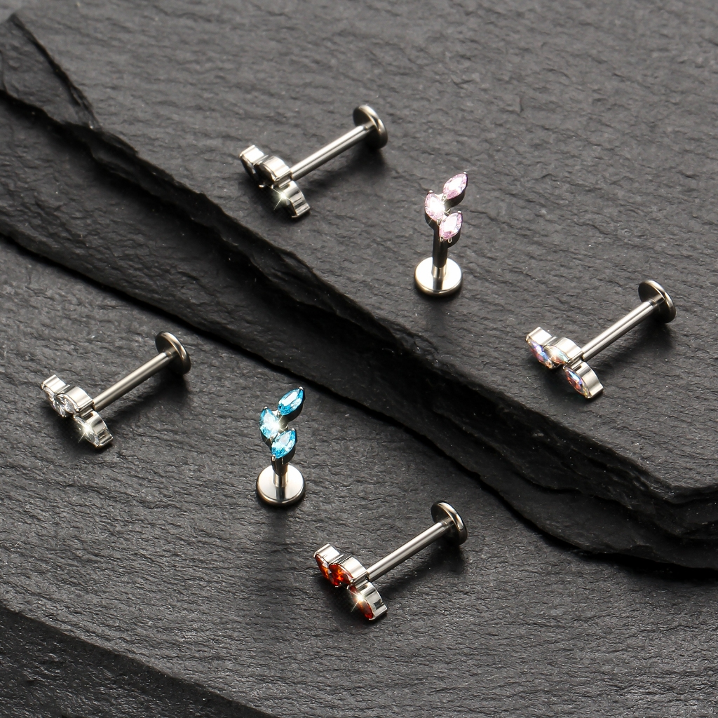 Piercing Labret TitâNio Com Trio ZircôNia